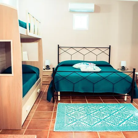 The Vineyards Bed & Breakfast 3*