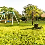 The Vineyards 3*