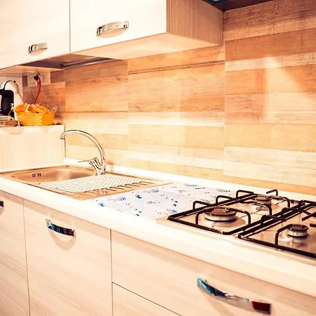 The Vineyards ألغيرو