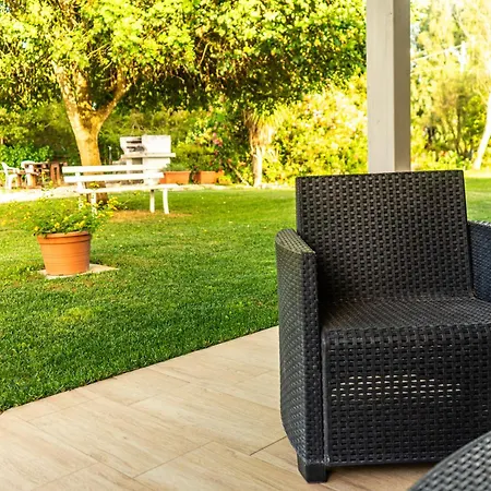 The Vineyards فندق مبيت وإفطار 3*