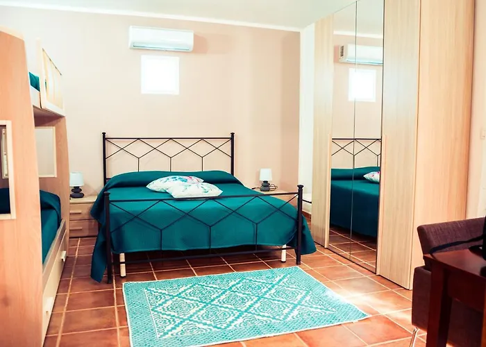 The Vineyards Bed & Breakfast 3*