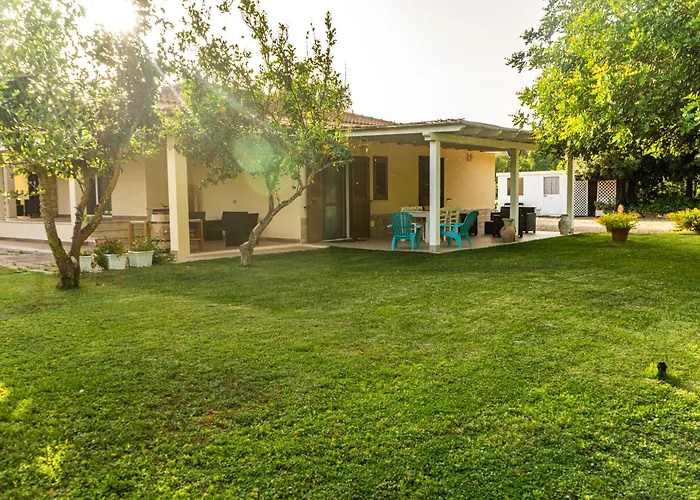 The Vineyards Bed & Breakfast 3*